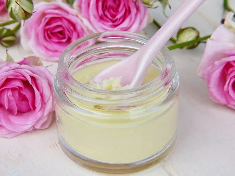 Oil Pulling Benefits: A Complete How-To Guide